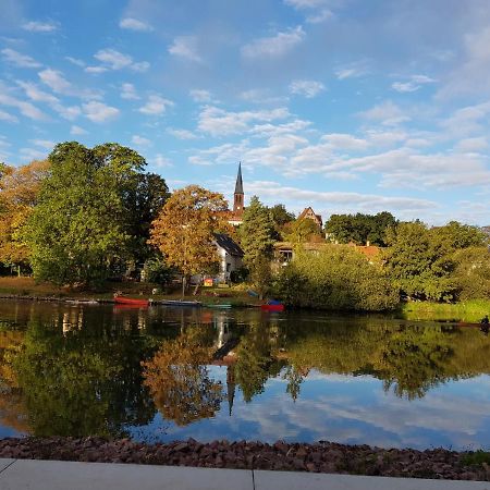 Tipp - Halle Idyllisch Am Fluss Krollwitz Exterior foto