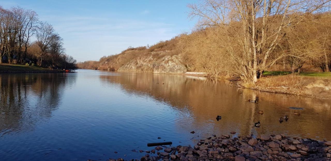 Tipp - Halle Idyllisch Am Fluss Krollwitz Exterior foto